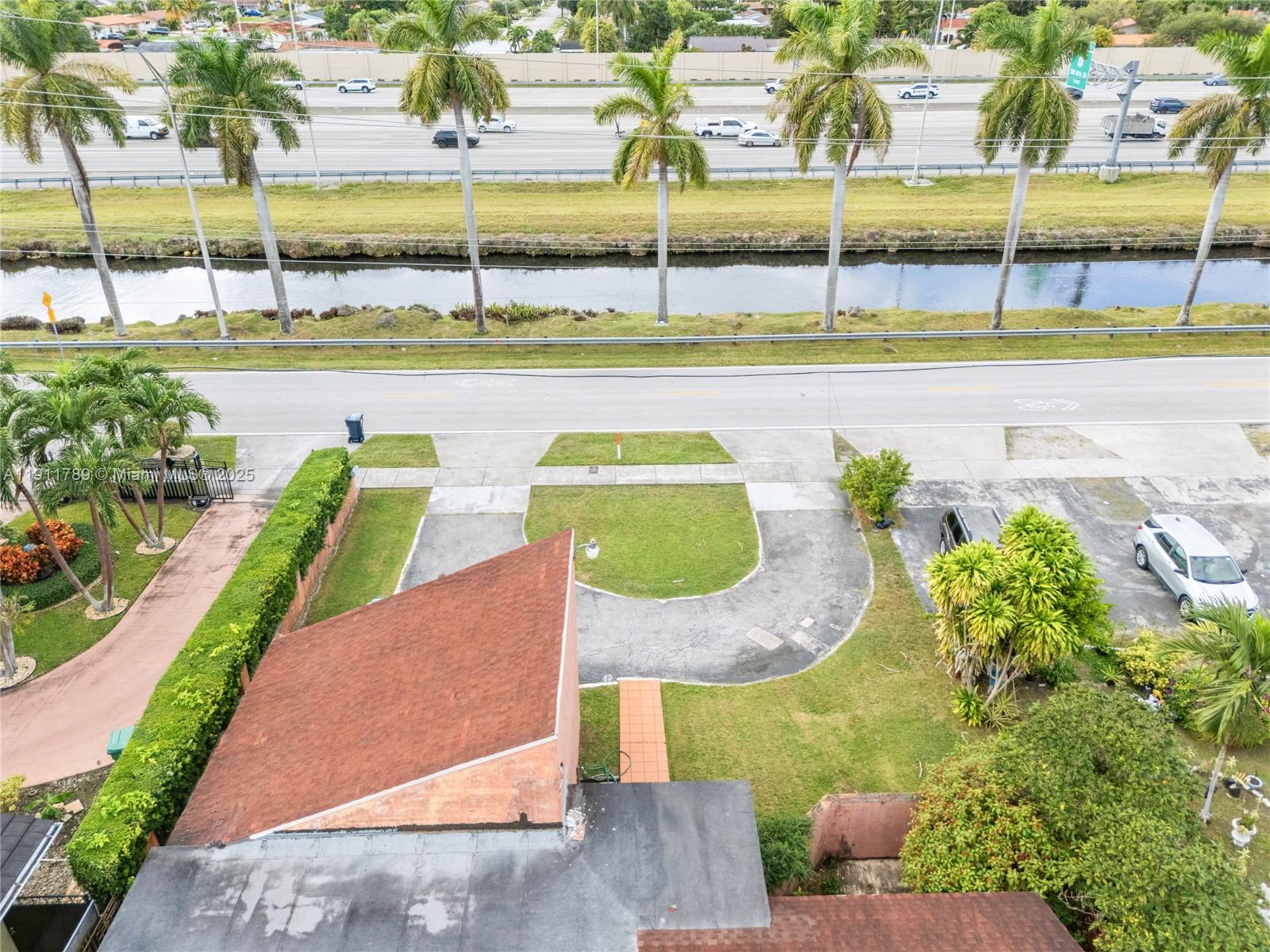 CORAL WAY ESTATES - Residential