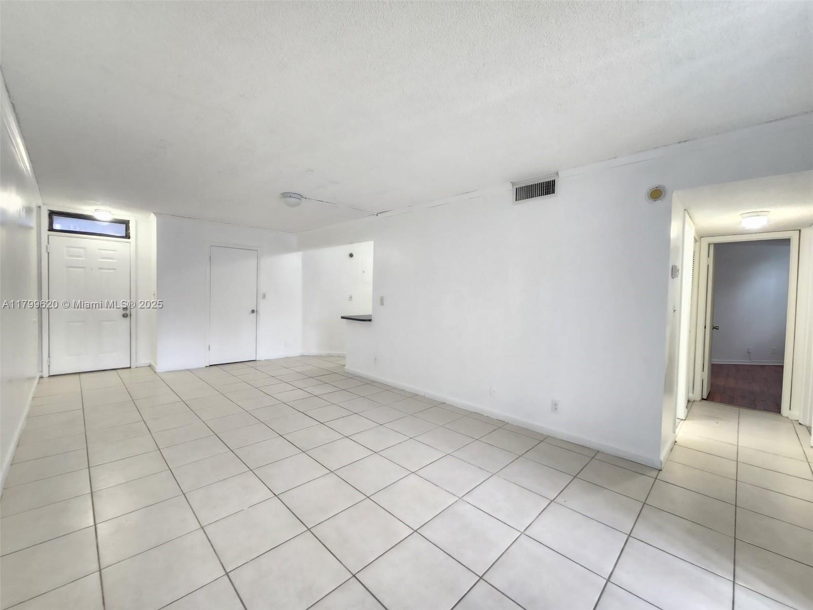 216 Lake Pointe Dr 128