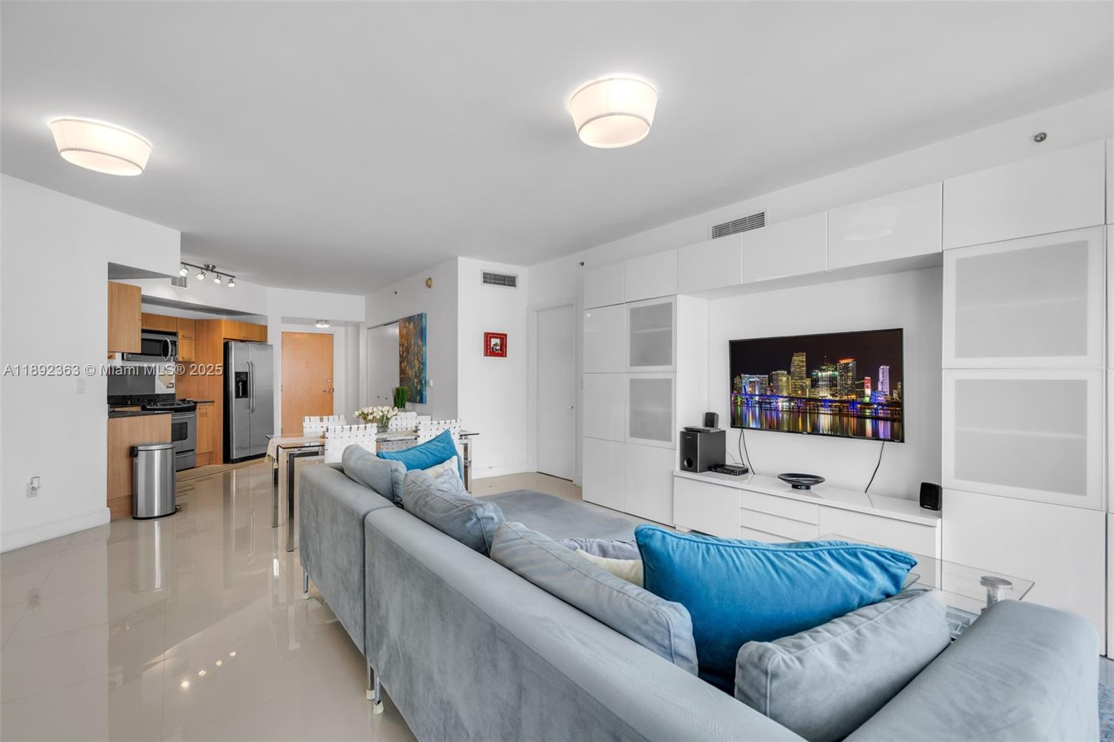 WIND CONDO - Residential