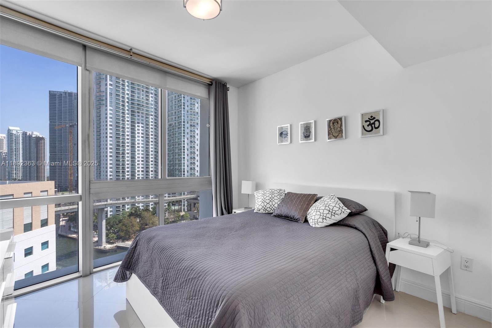 WIND CONDO - Residential