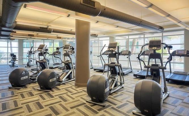 VIZCAYNE SOUTH CONDO - Residential