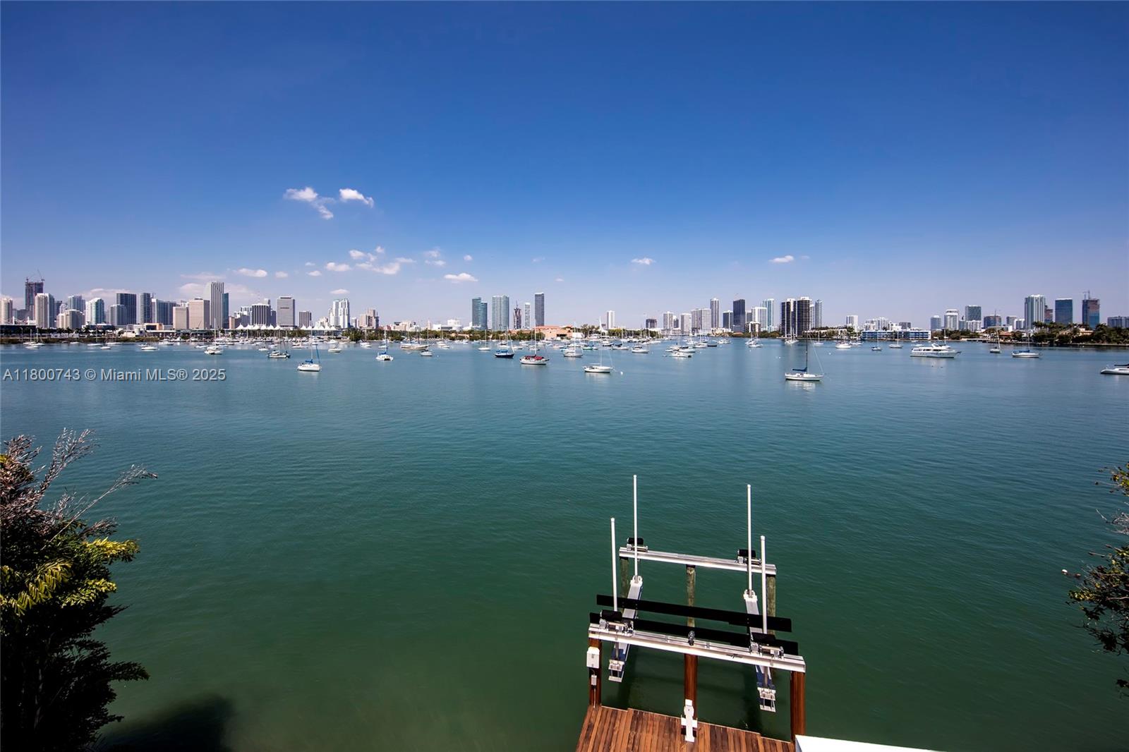 HIBISCUS ISLAND - Residential