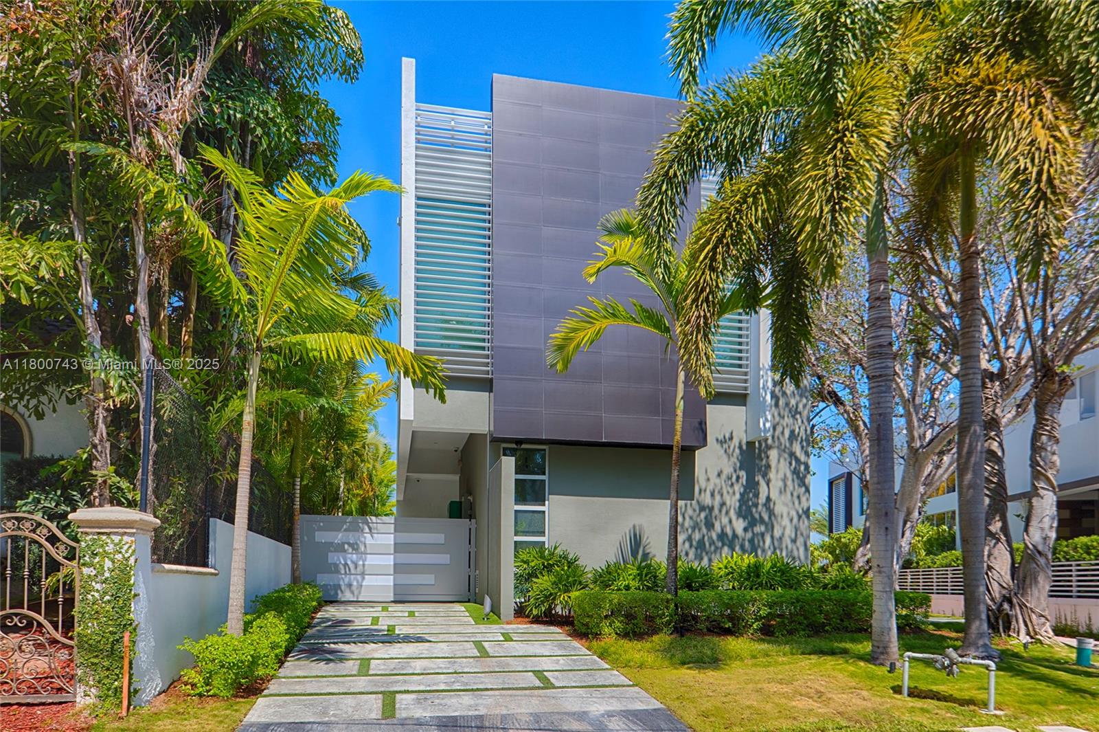 HIBISCUS ISLAND - Residential