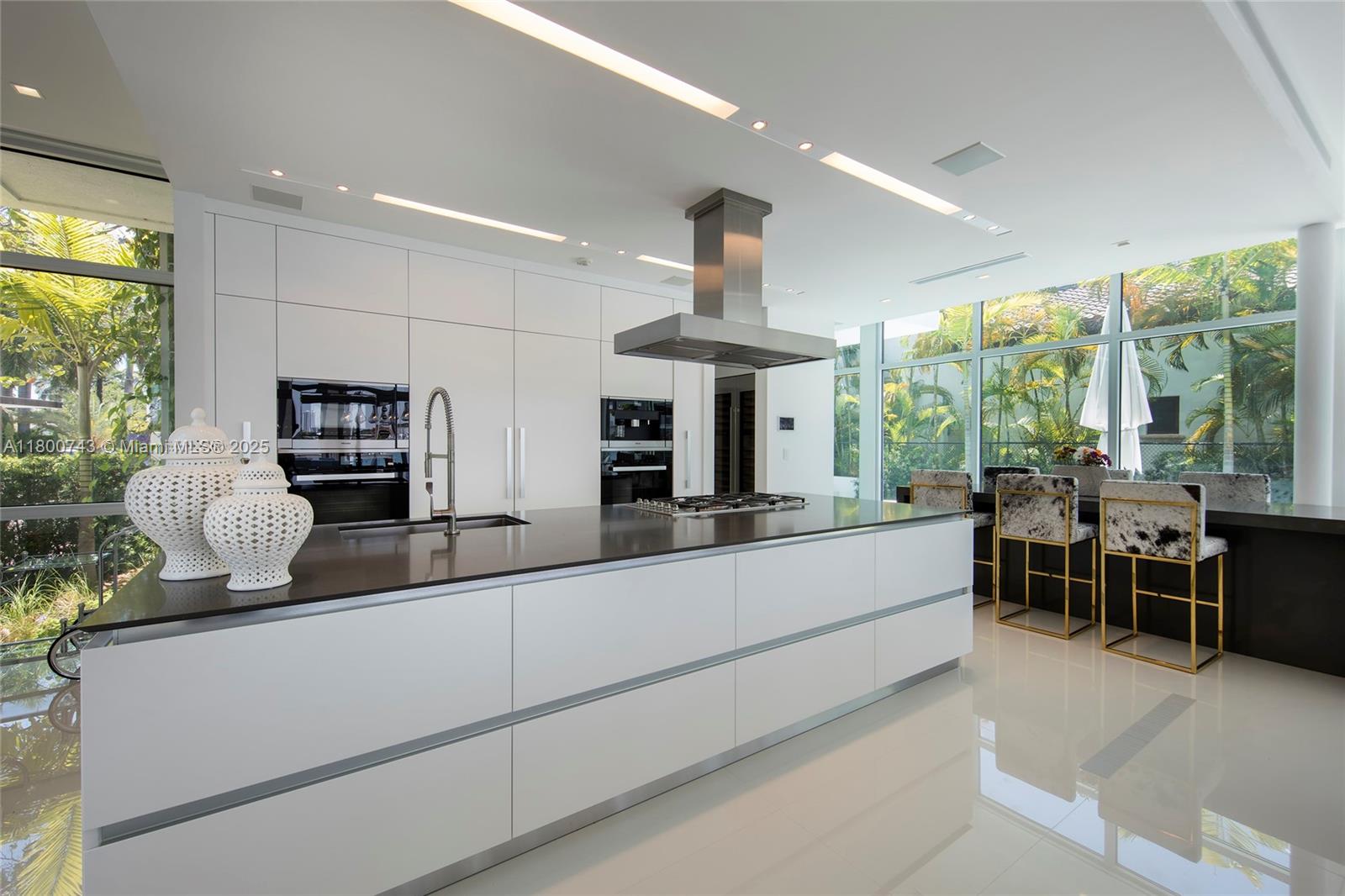 HIBISCUS ISLAND - Residential