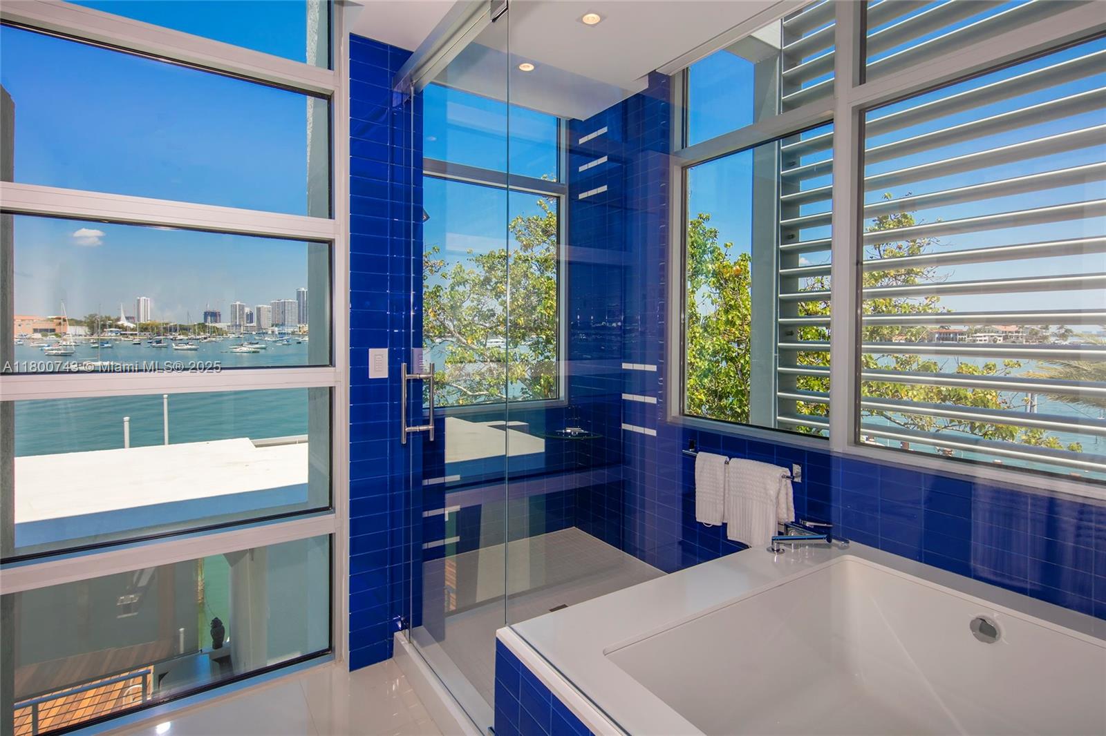 HIBISCUS ISLAND - Residential