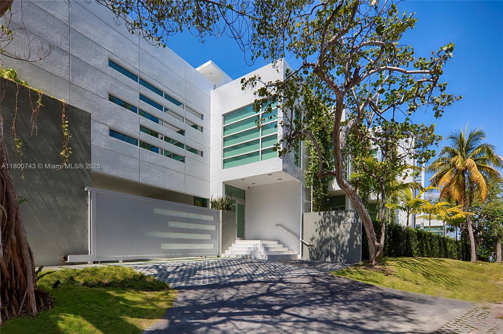 HIBISCUS ISLAND - Residential
