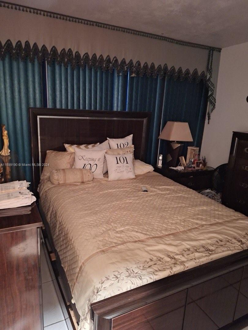 RIVERDALE ESTS ADDN SEC 2 - Residential