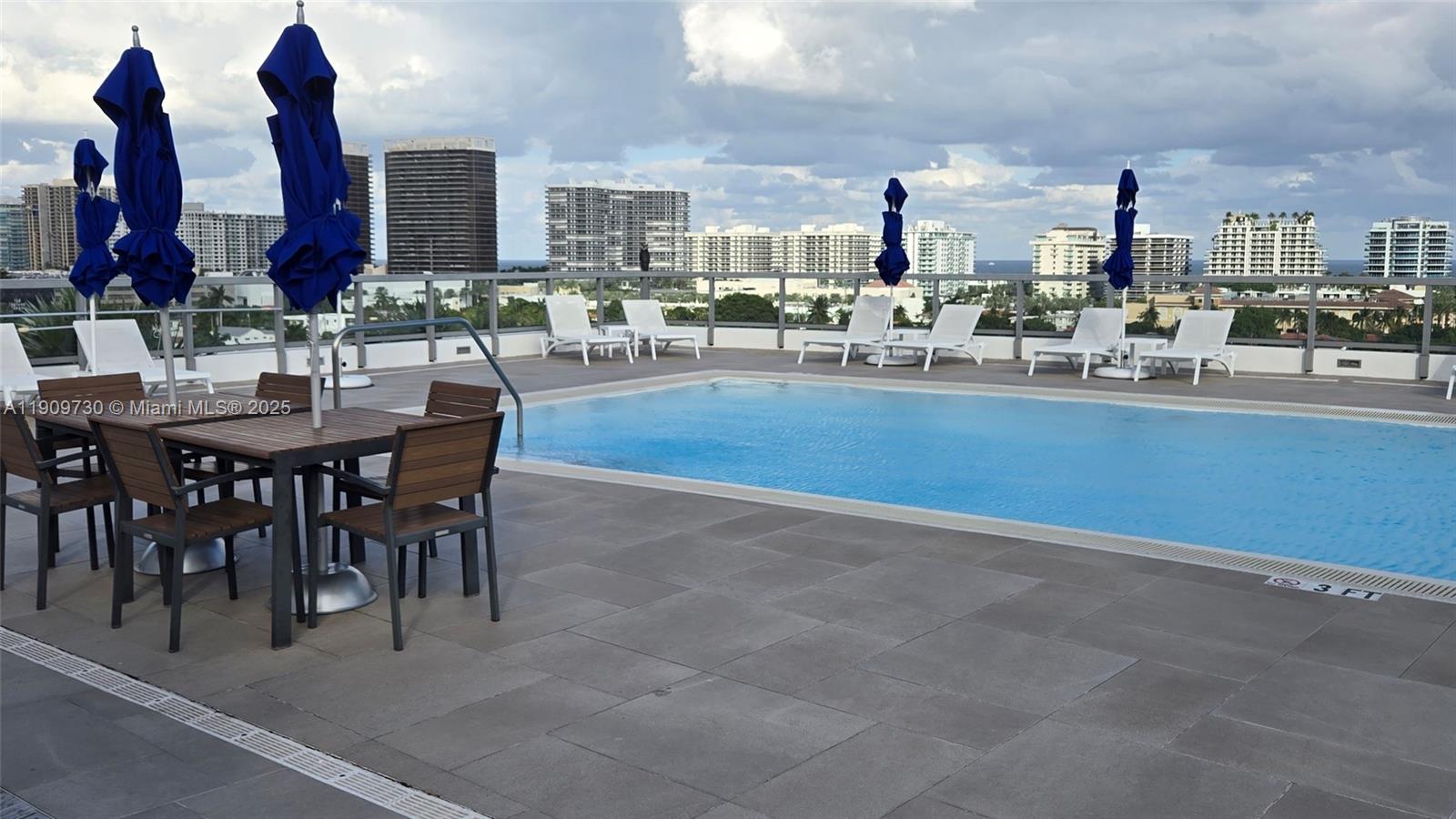 THE IVORY RESIDENCE CONDO - Residential