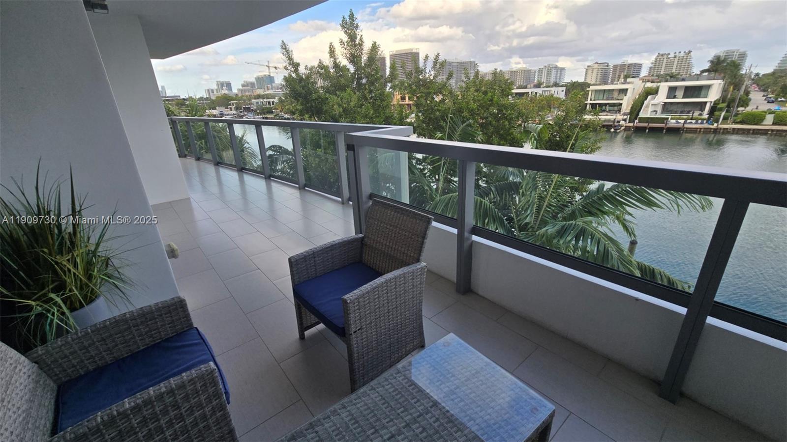 THE IVORY RESIDENCE CONDO - Residential