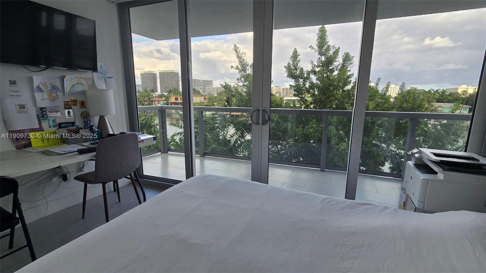 THE IVORY RESIDENCE CONDO - Residential