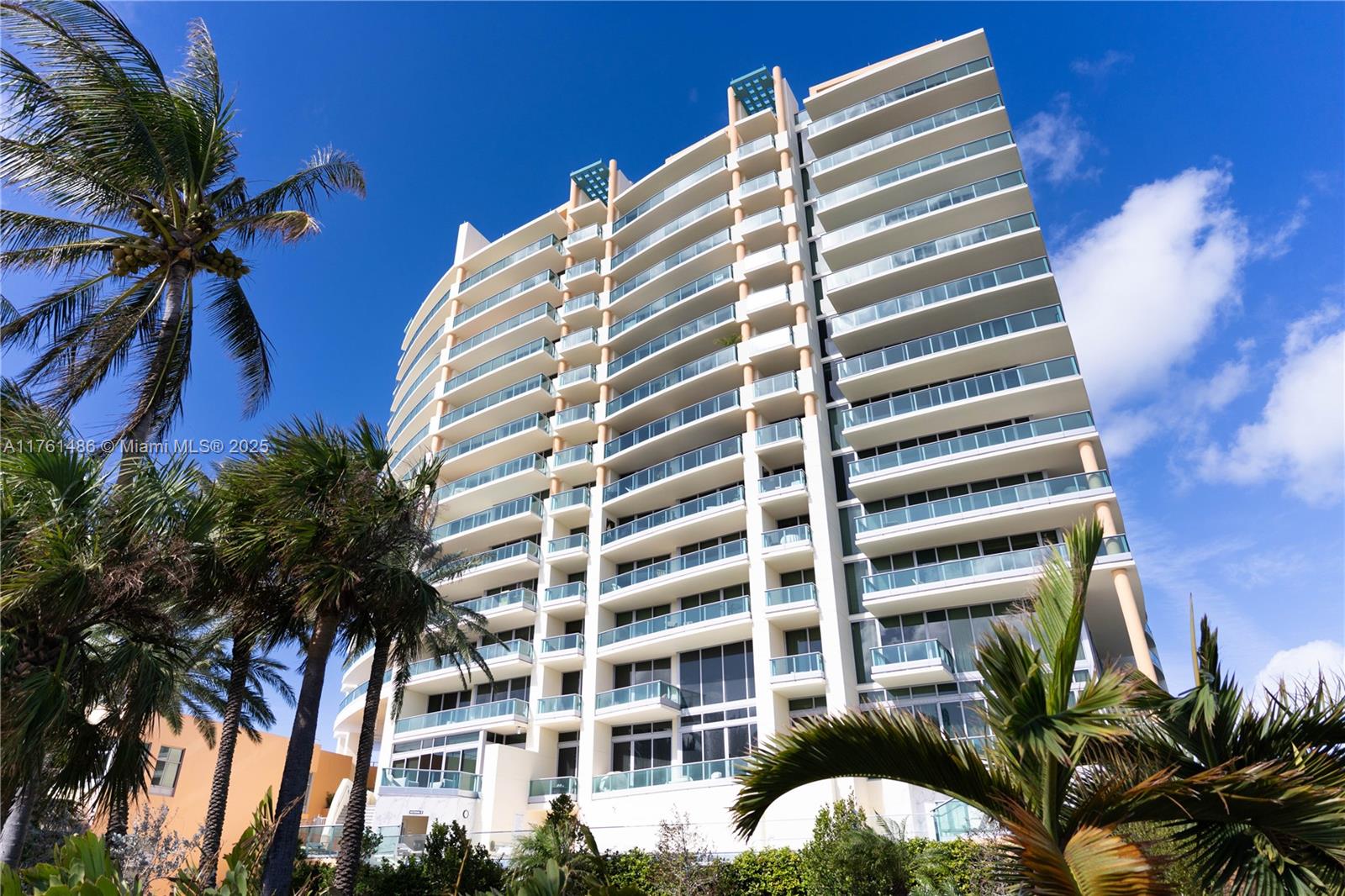 1455 Ocean Dr 1211, Miami Beach, Miami-Dade County, Florida - 1 Bedrooms  
2 Bathrooms - 