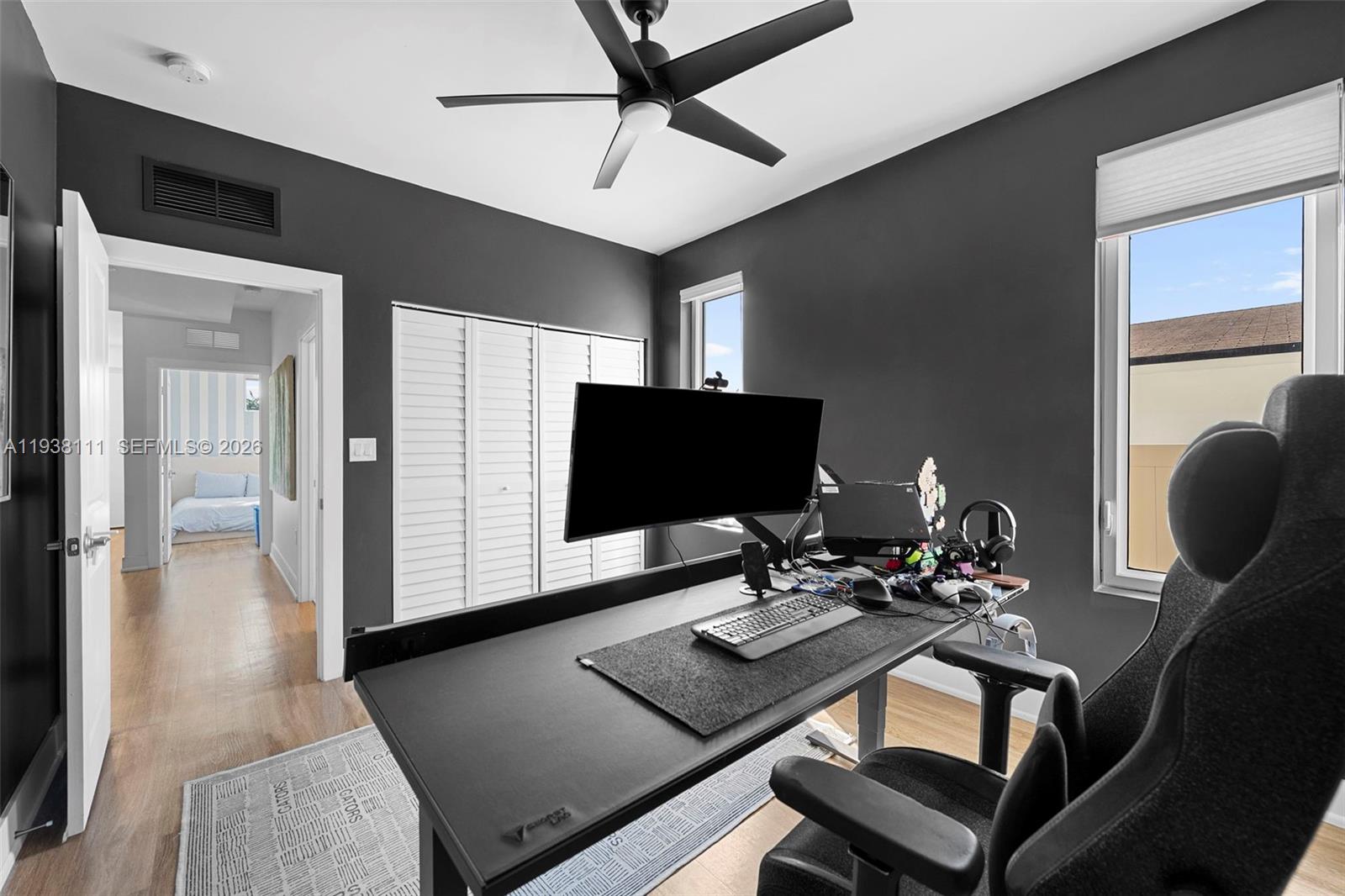 ISLAND VIEW - Residential Lease