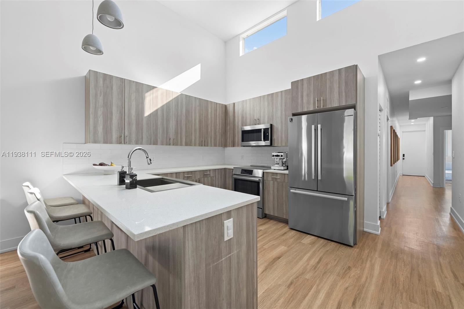 ISLAND VIEW - Residential Lease