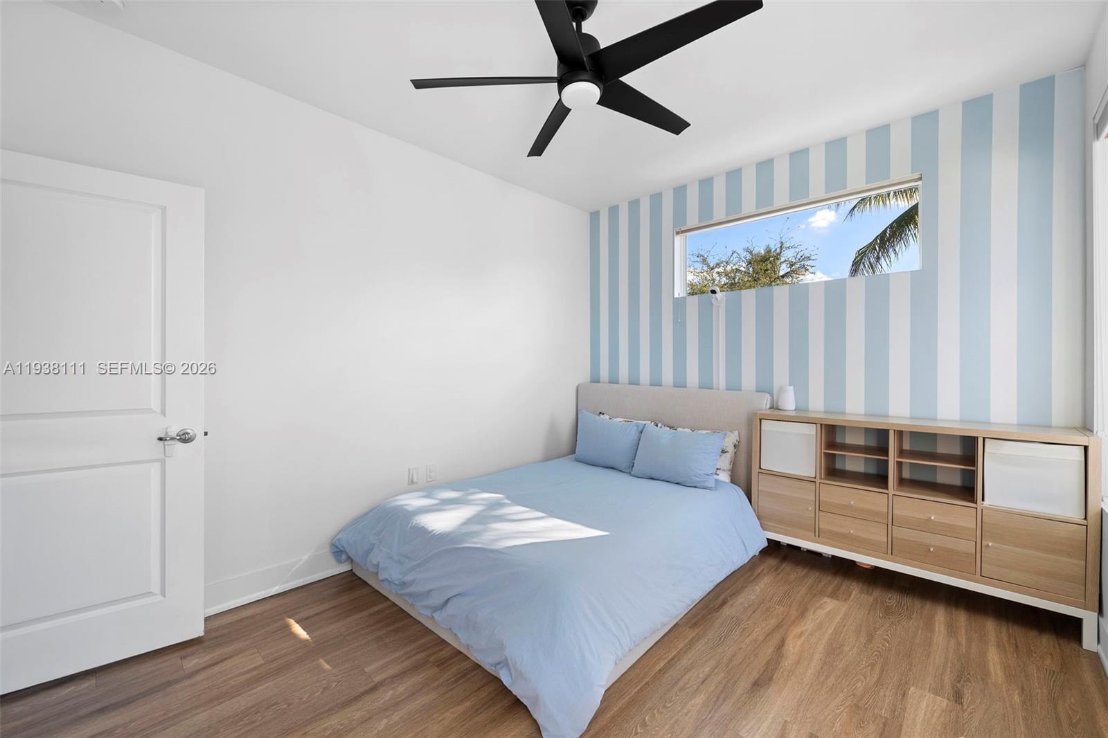 ISLAND VIEW - Residential Lease