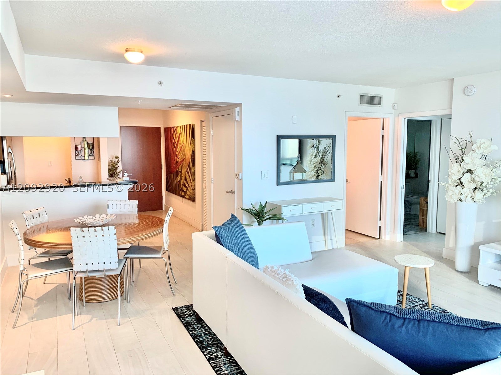 31 SE 5th St 2806