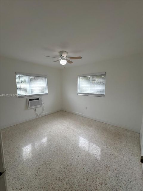 2429 SW 9th St 7 Miami FL 33135