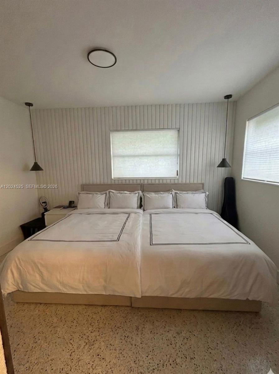 STIRLING LAKE - Residential Lease