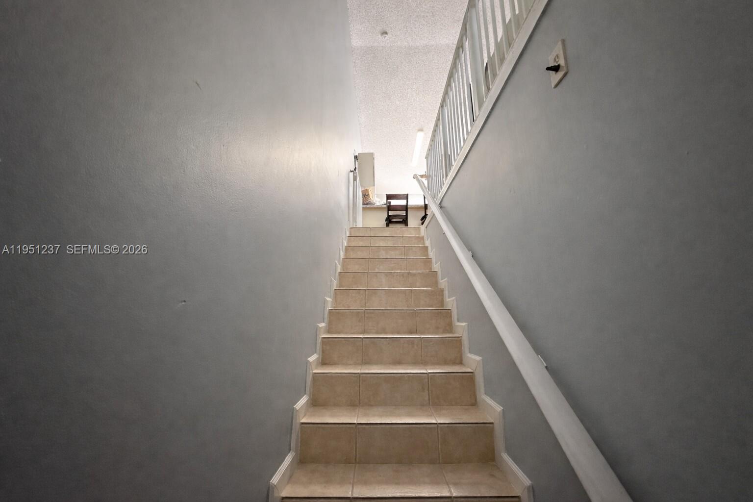 EL PRADO XII CONDO - Residential Lease