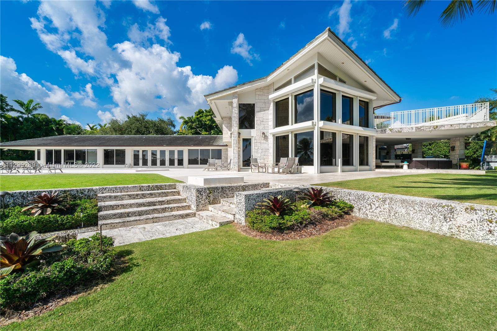 GABLES ESTATES NO 3 - Residential