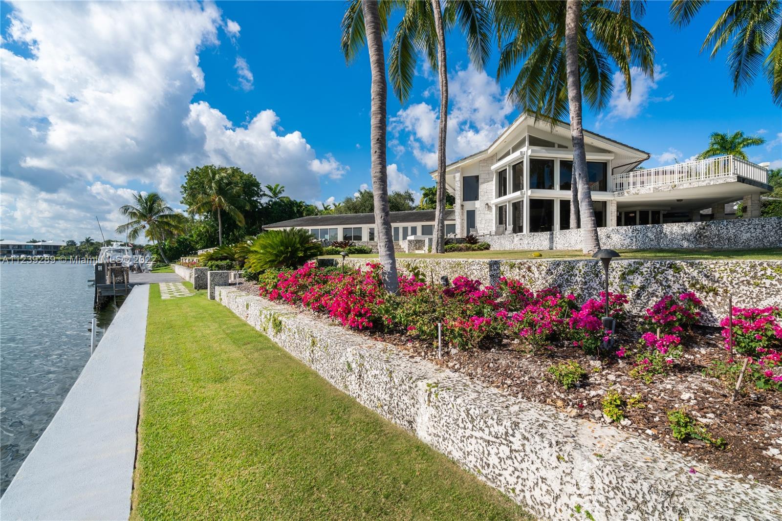 GABLES ESTATES NO 3 - Residential