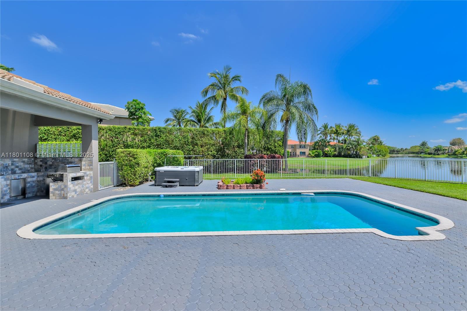 5081 NW 120th Ave