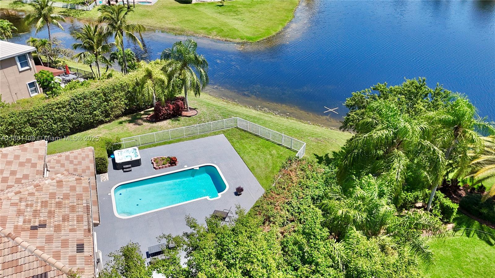 5081 NW 120th Ave