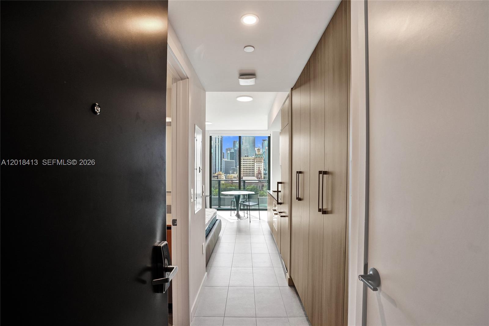 121 NE 5th Street 1001B