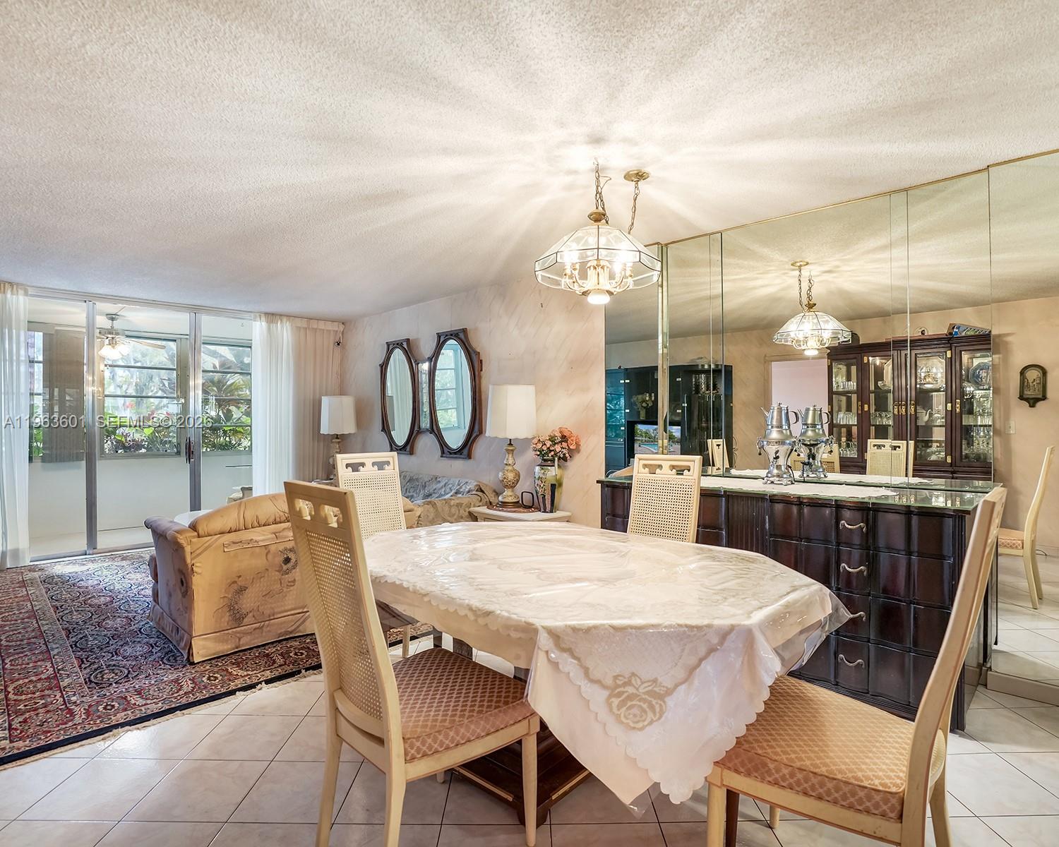 CYPRESS CHASE CONDO NO 1 - Residential