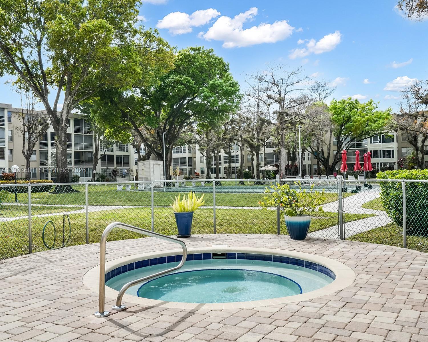 CYPRESS CHASE CONDO NO 1 - Residential