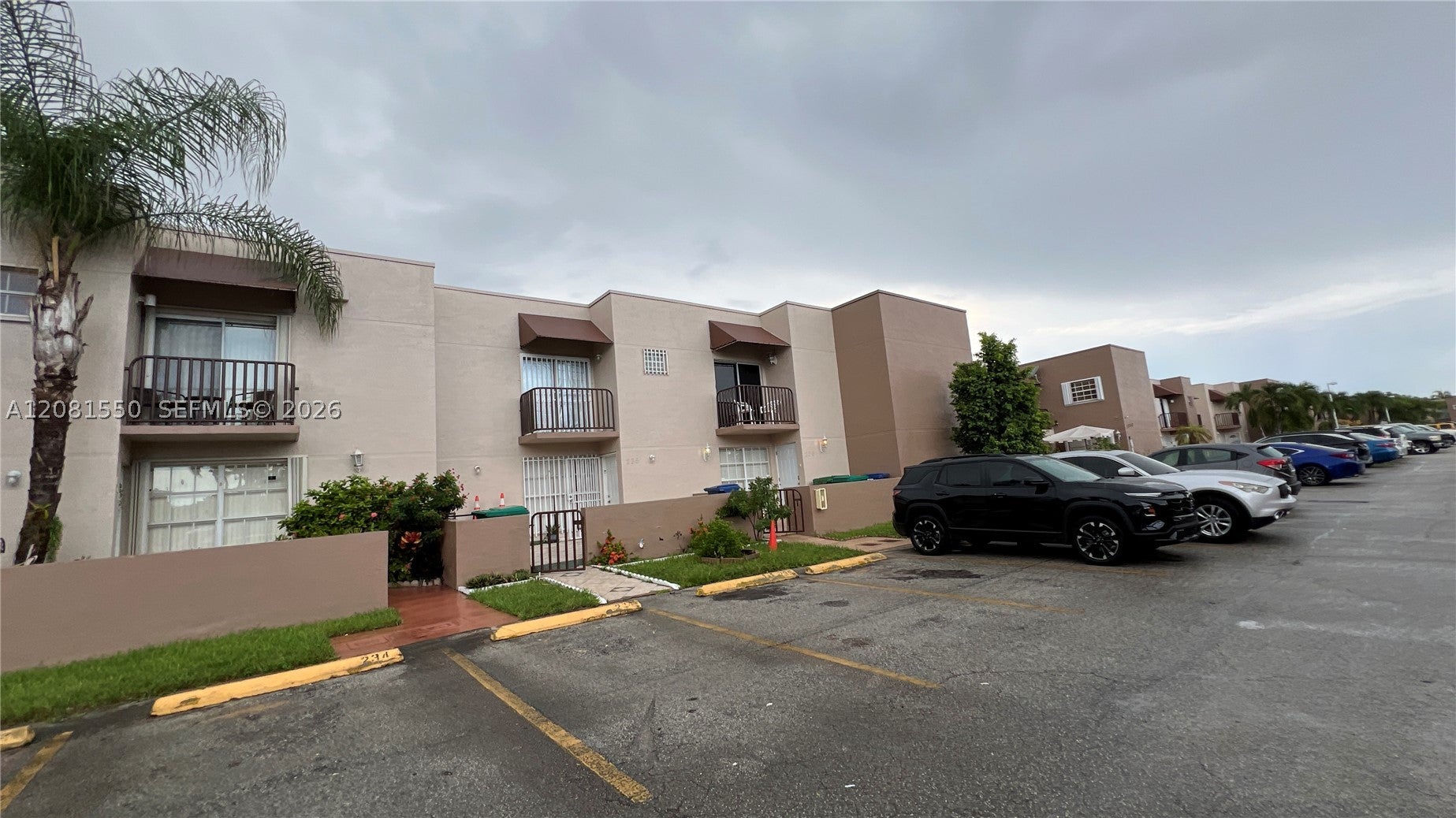 1990 SW 121st Ct 236, Miami FL 33175