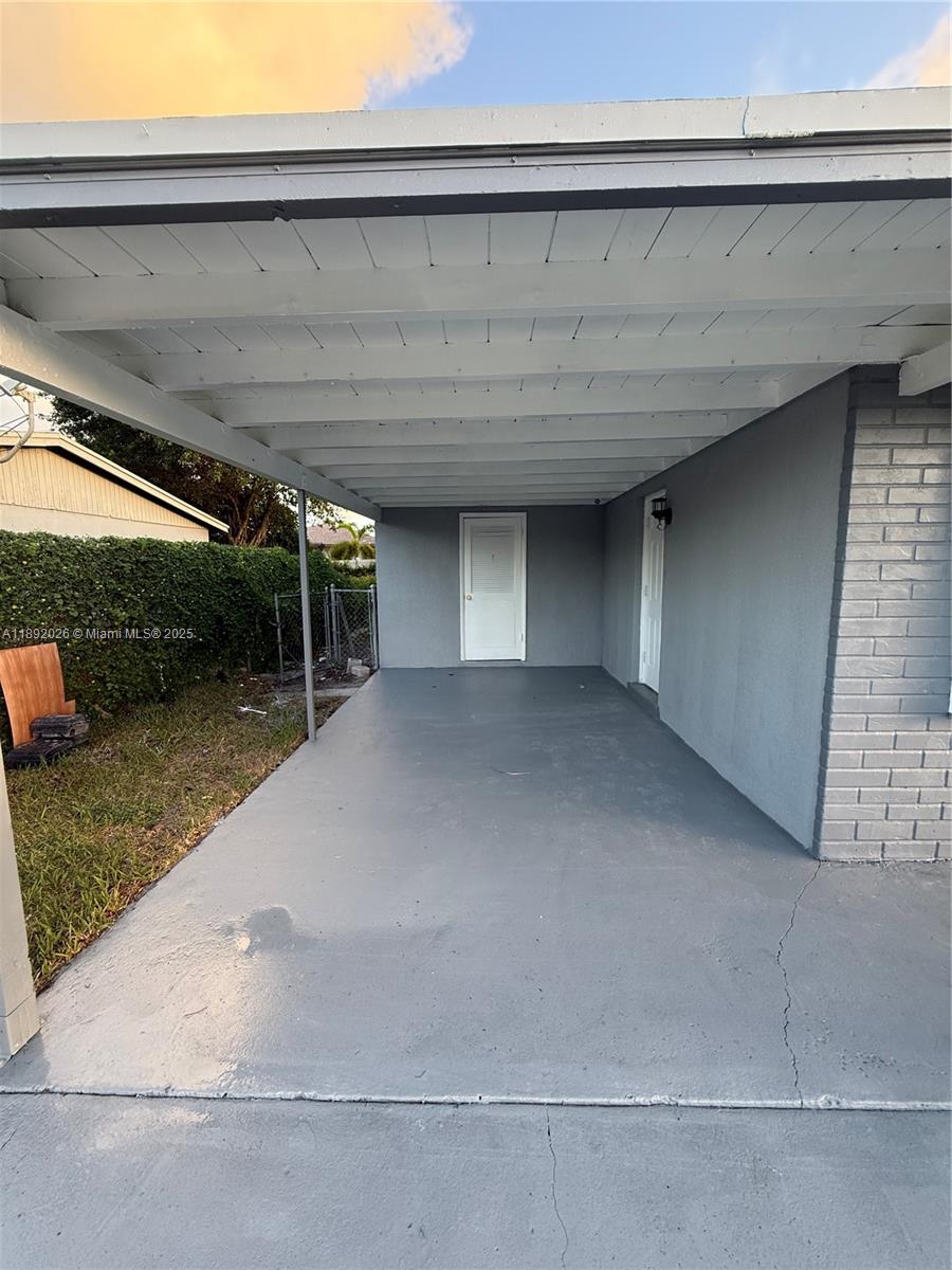 FEDERAL GARDENS 4 - Residential Lease