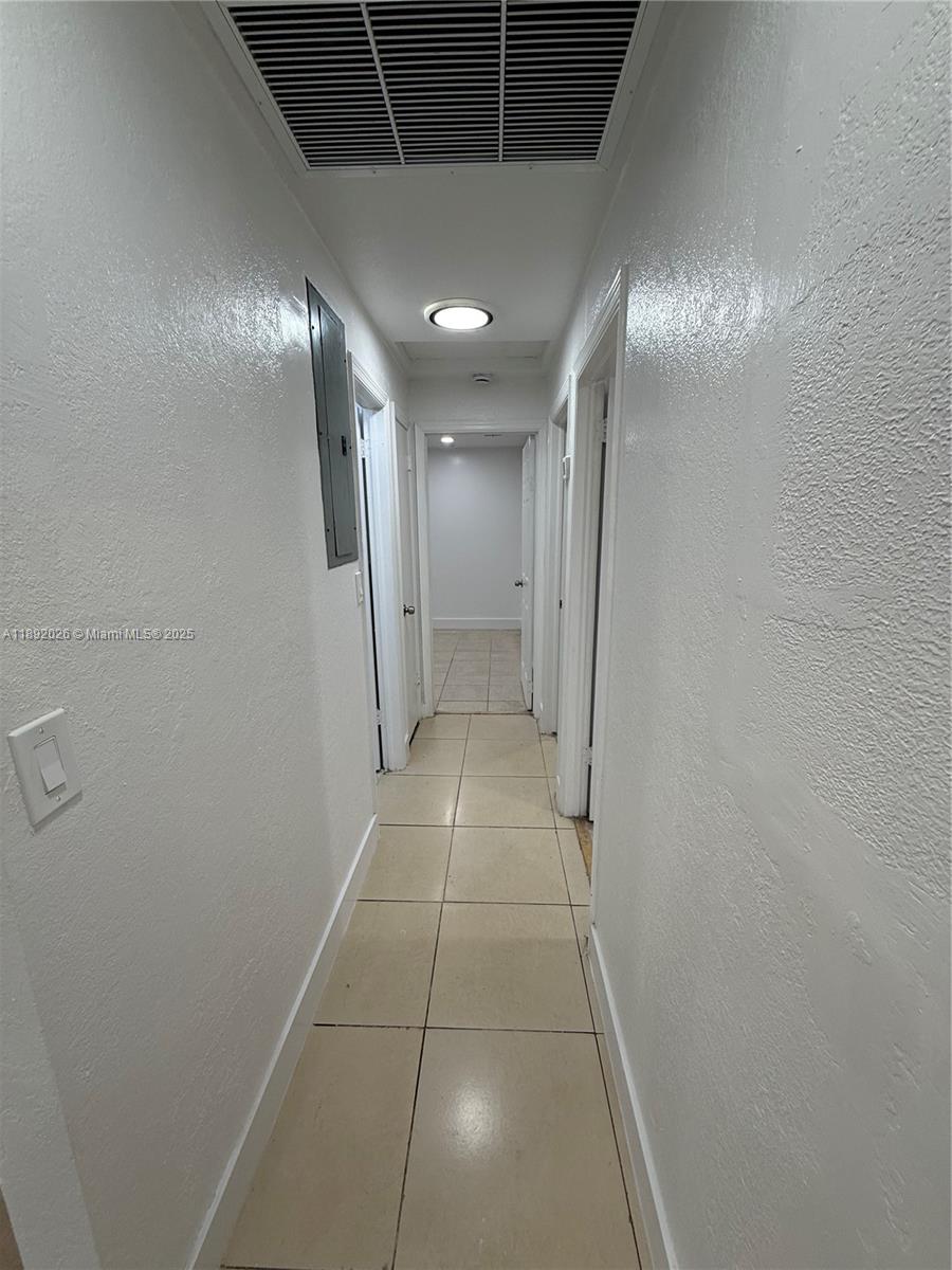 FEDERAL GARDENS 4 - Residential Lease