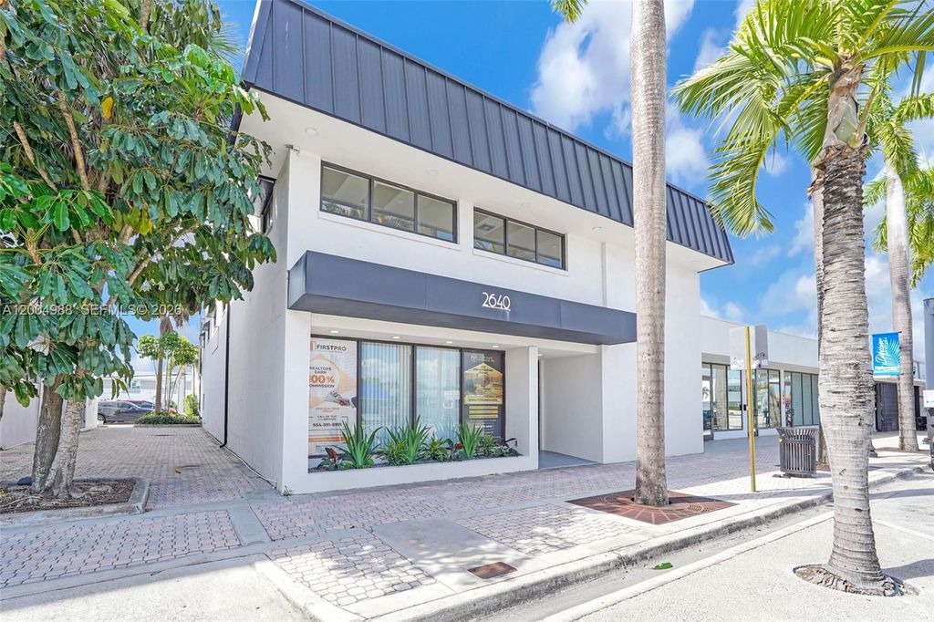 Photo of 2640 Hollywood Blvd #200, Hollywood, FL 33020 (MLS # A12004988)