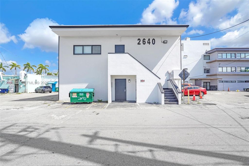 Photo of 2640 Hollywood Blvd #200, Hollywood, FL 33020 (MLS # A12004988)