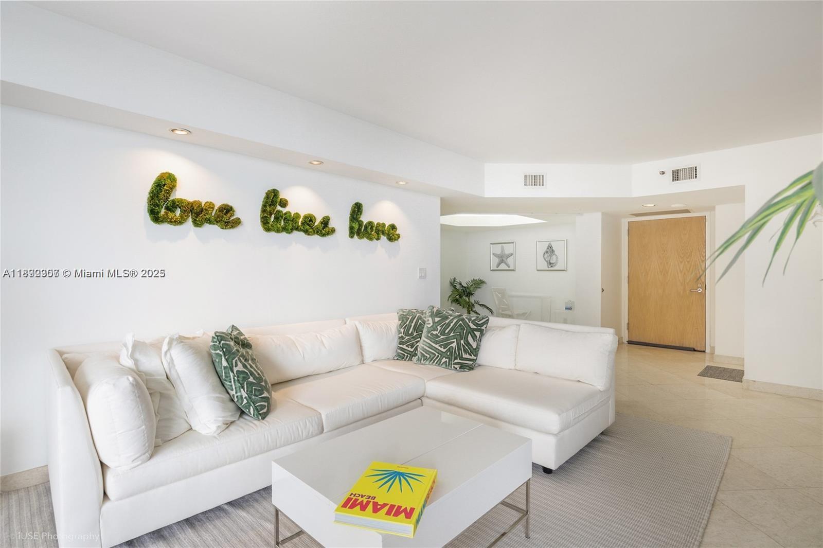 OCEANIA I CONDO - Residential