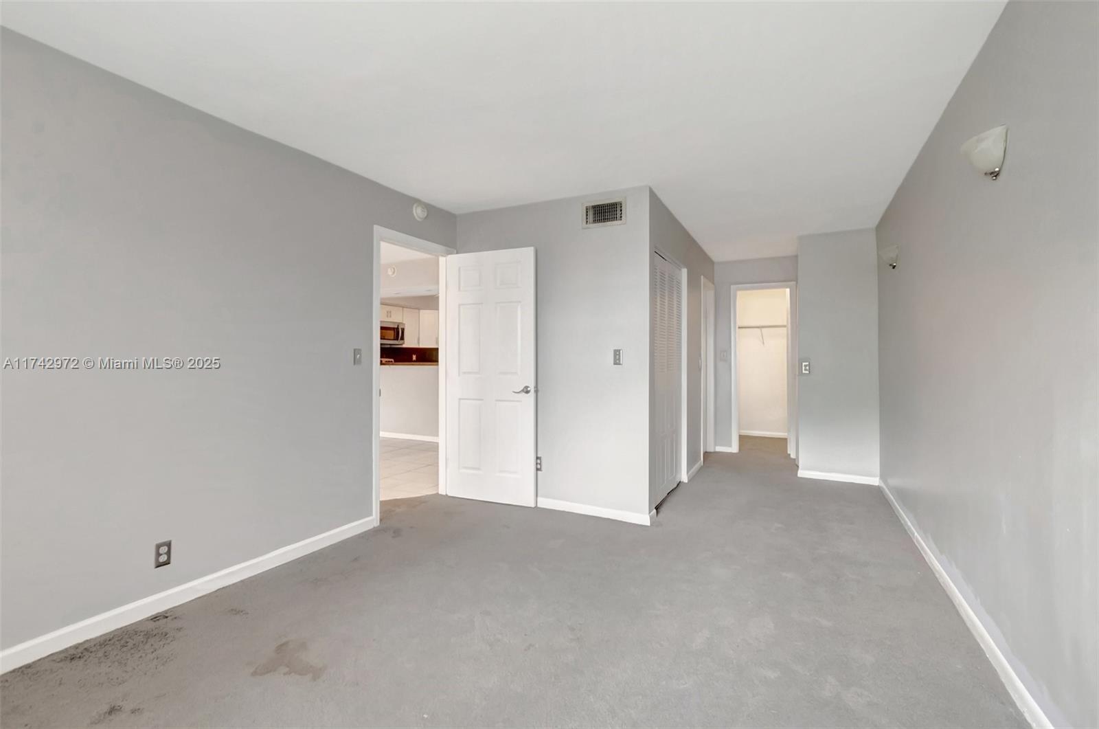 ISLE OF SANDALFOOT CONDO - Residential Lease