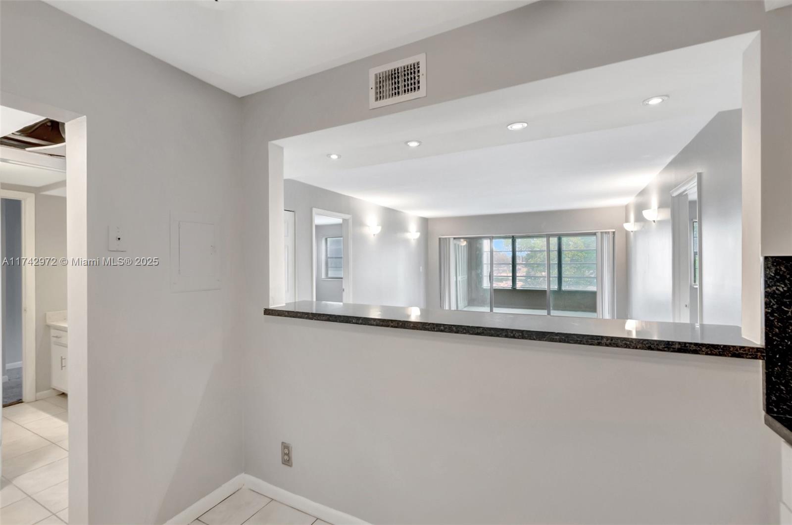 ISLE OF SANDALFOOT CONDO - Residential Lease