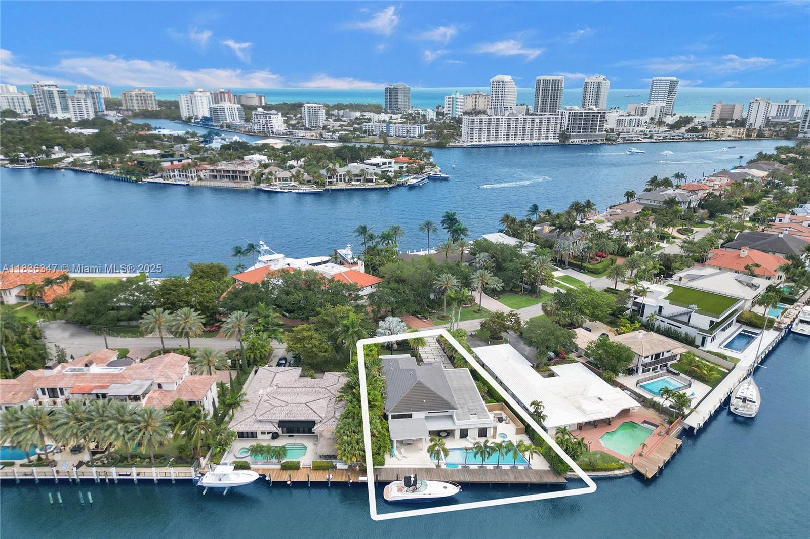 LAUDERDALE ISLES RE-AMEND - Residential