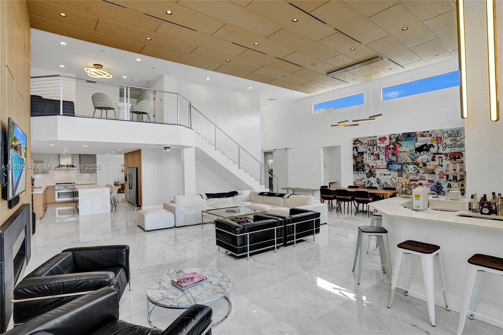 LAUDERDALE ISLES RE-AMEND - Residential