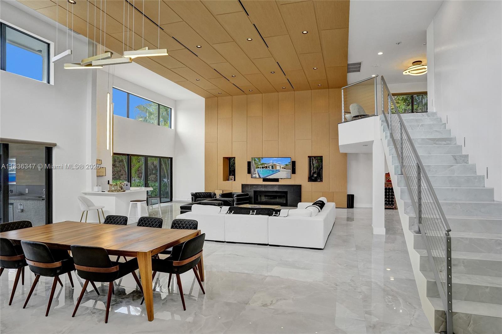 LAUDERDALE ISLES RE-AMEND - Residential