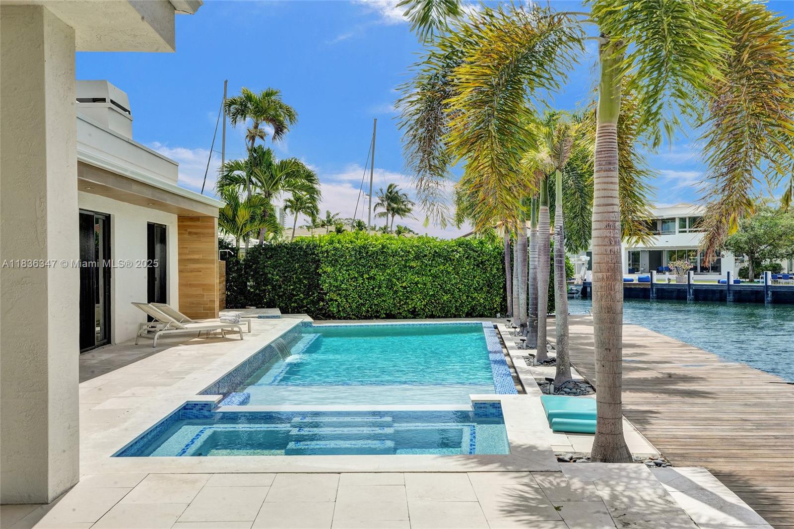 LAUDERDALE ISLES RE-AMEND - Residential