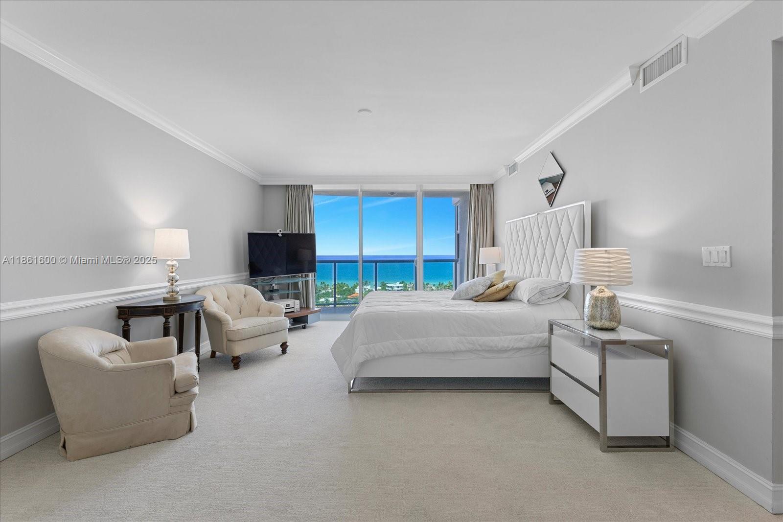 HAMPTONS SOUTH CONDO - Residential