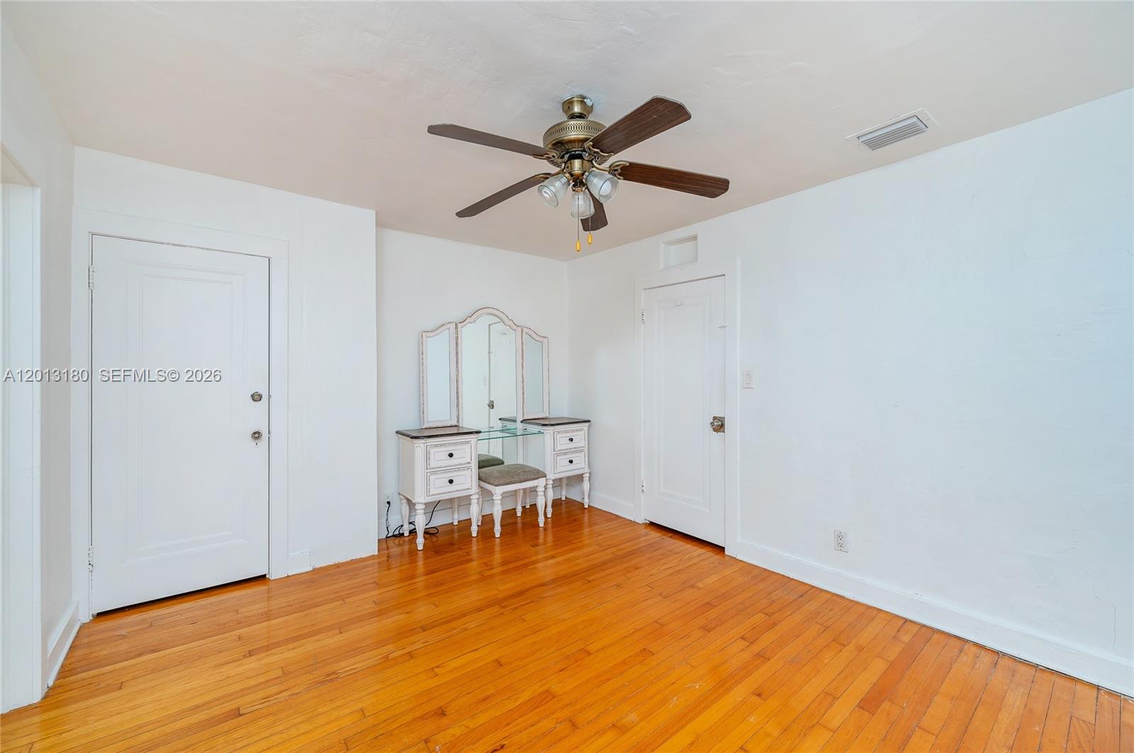 SILVER BLUFF EST-SEC B - Residential Lease