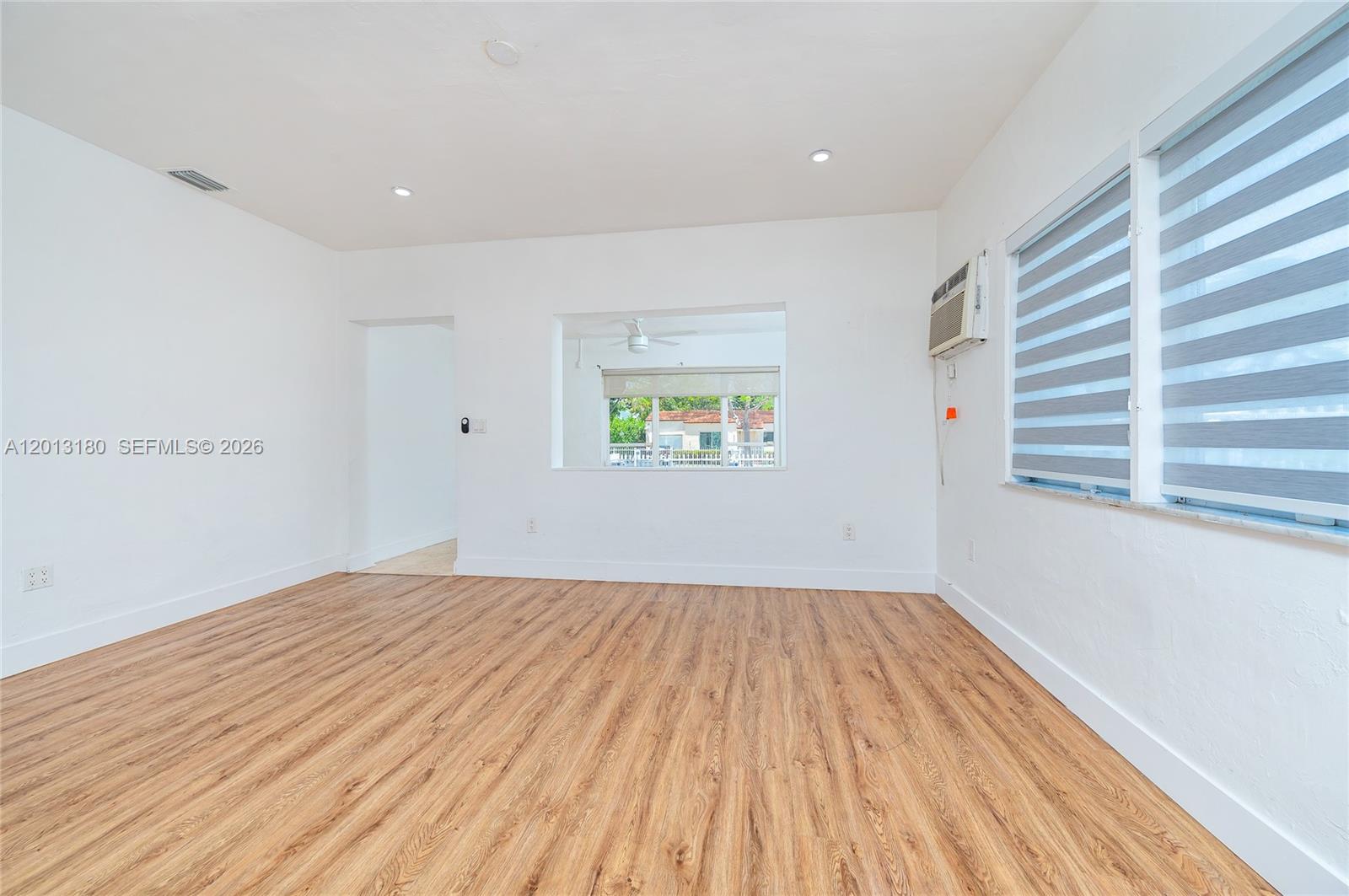 SILVER BLUFF EST-SEC B - Residential Lease