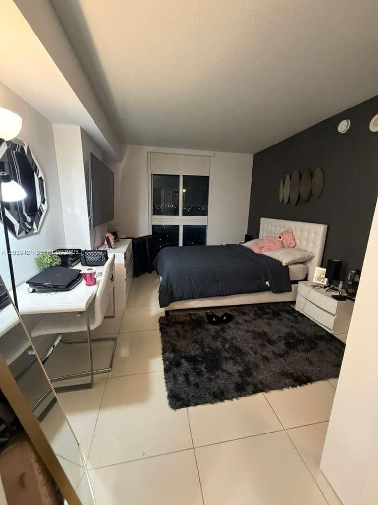 TERRAZAS RIVERPARK VILLAG - Residential
