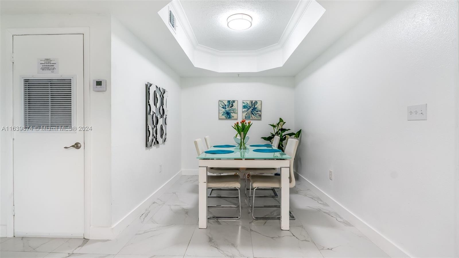 Rental Property at 201 Sw 116th Ave 22208, Pembroke Pines, Miami-Dade County, Florida - Bedrooms: 3 
Bathrooms: 2  - $3,100 MO.