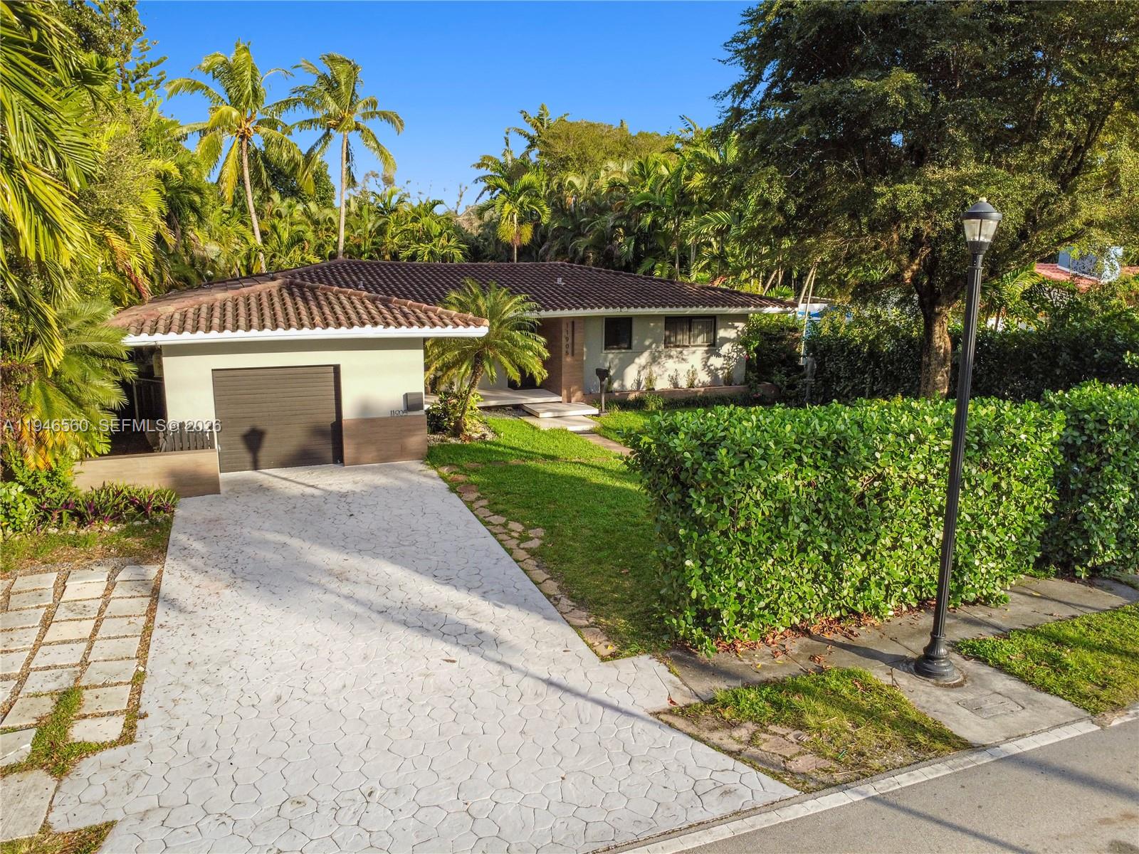 GRIFFING BISCAYNE PARK ES - Residential