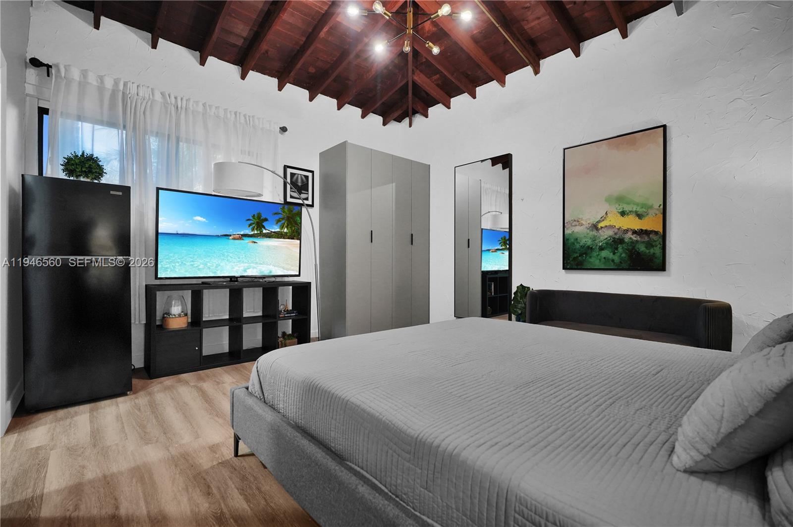 GRIFFING BISCAYNE PARK ES - Residential