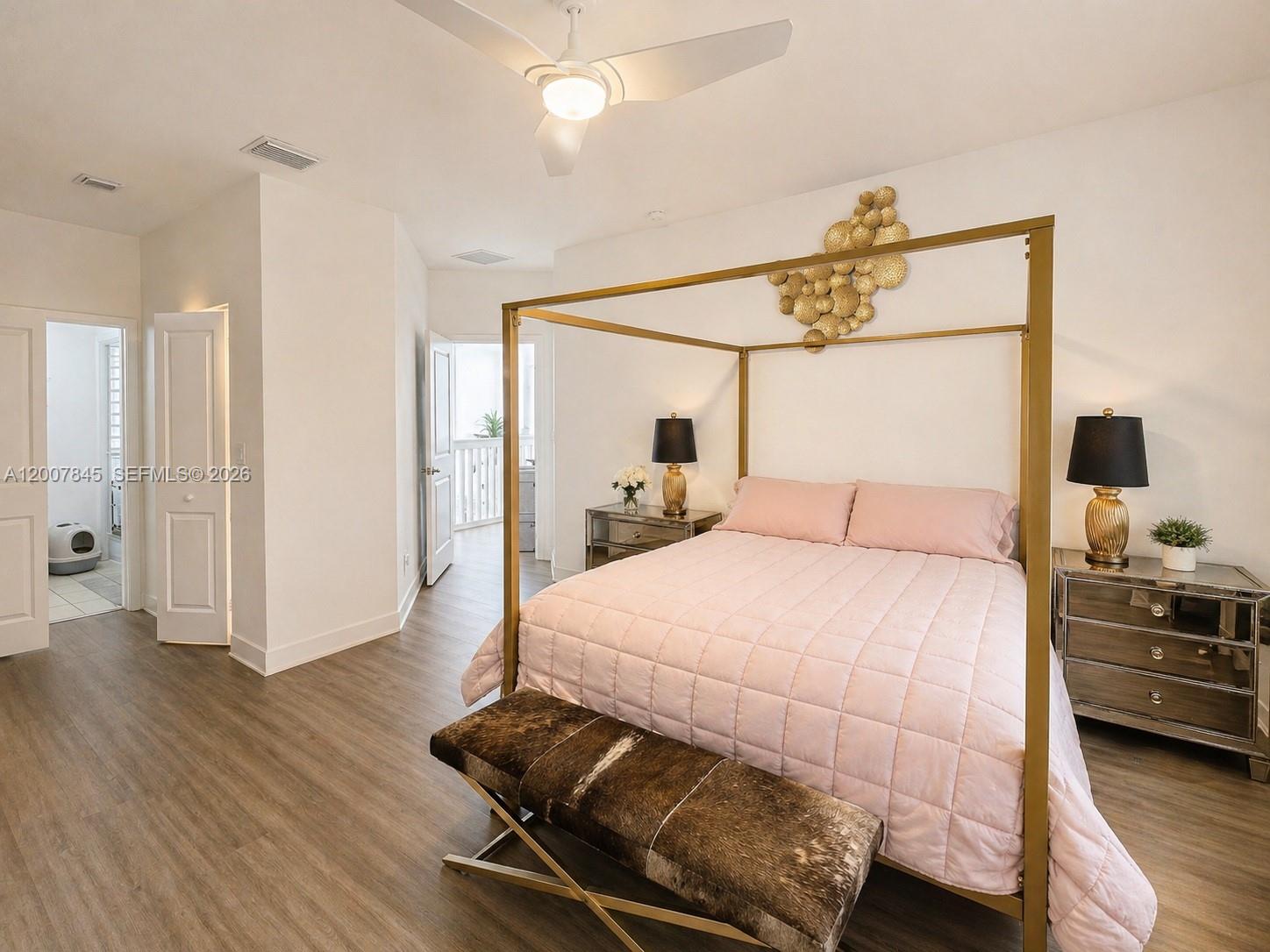 OAK HAMMOCK TOWNHOMES SUB - Residential