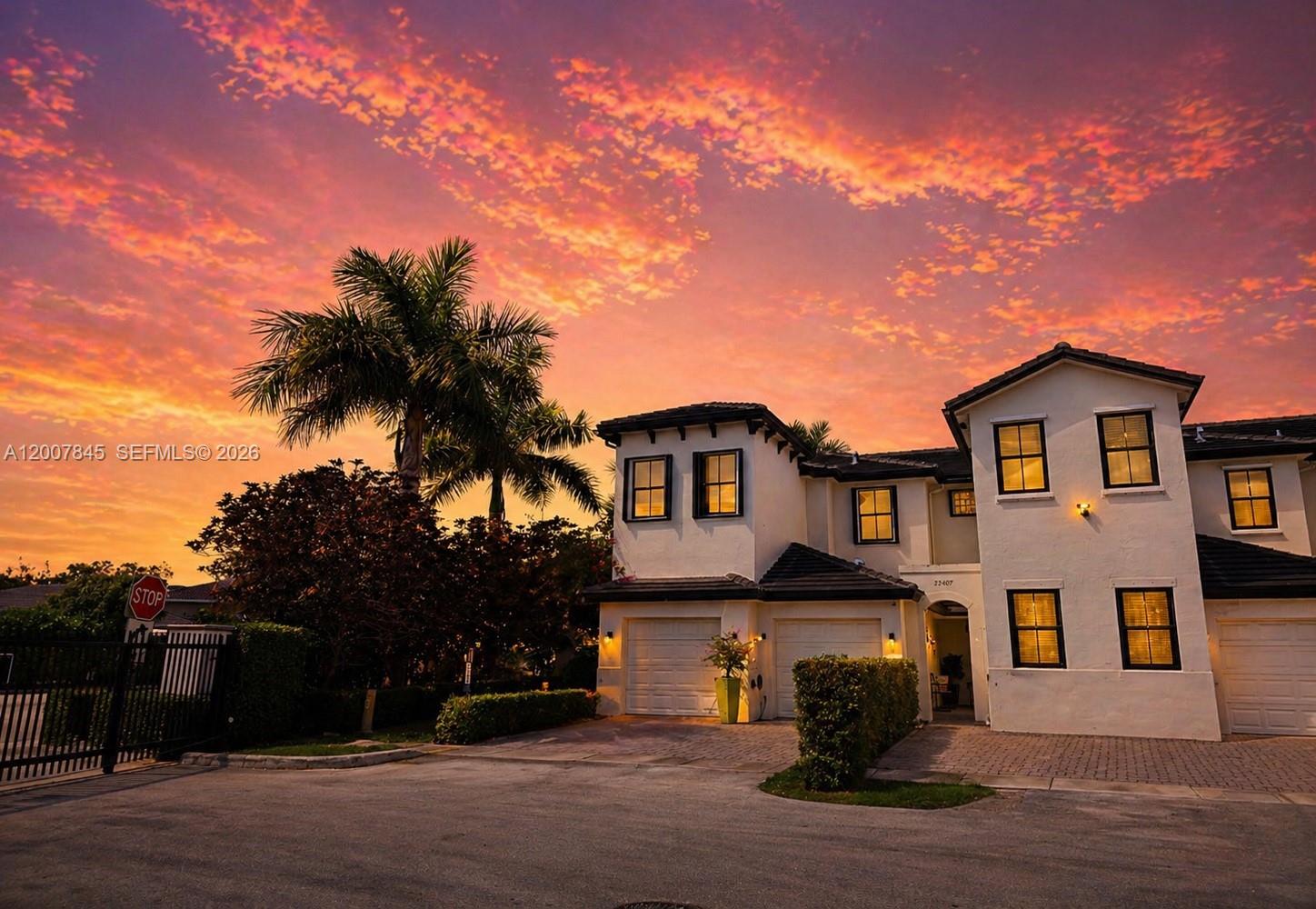 OAK HAMMOCK TOWNHOMES SUB - Residential